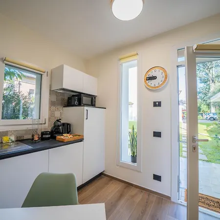 Apartament & Parking,vimercate *