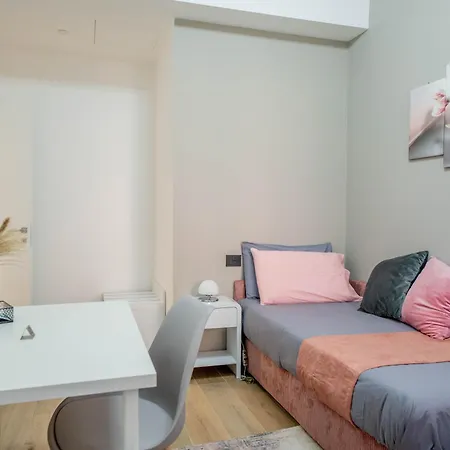 & Parking,vimercate 公寓 *