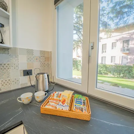 & Parking,vimercate Apartment *