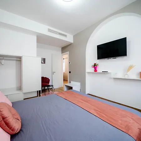 & Parking,vimercate Appartement *