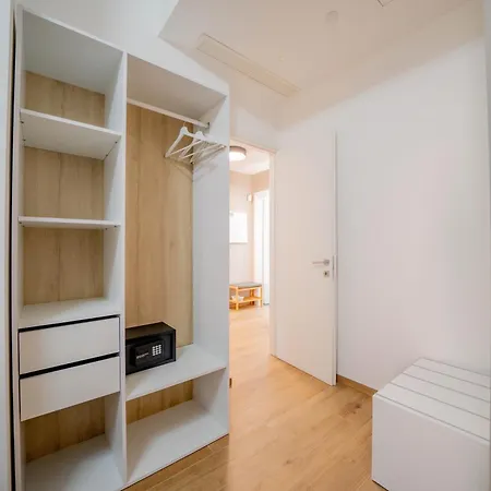 Appartement & Parking,vimercate