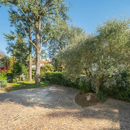 & Parking,vimercate Appartement